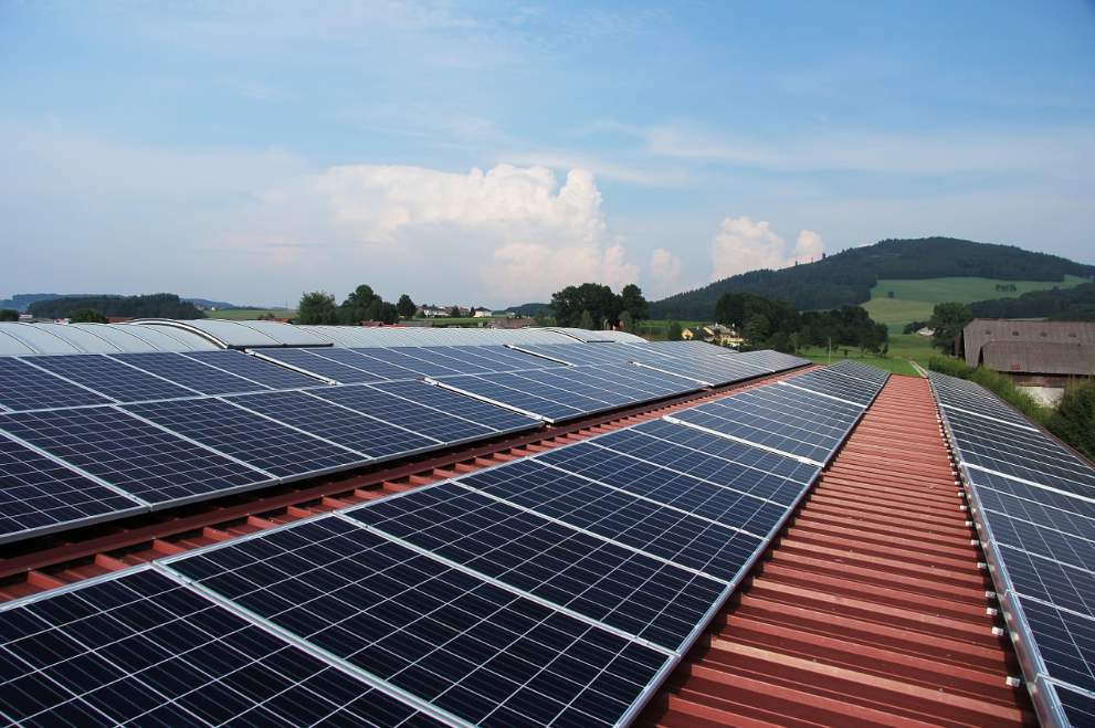Tendencia de la demanda, mercados regionales y riesgos que la energía fotovoltaica alcanzará en 2021.
